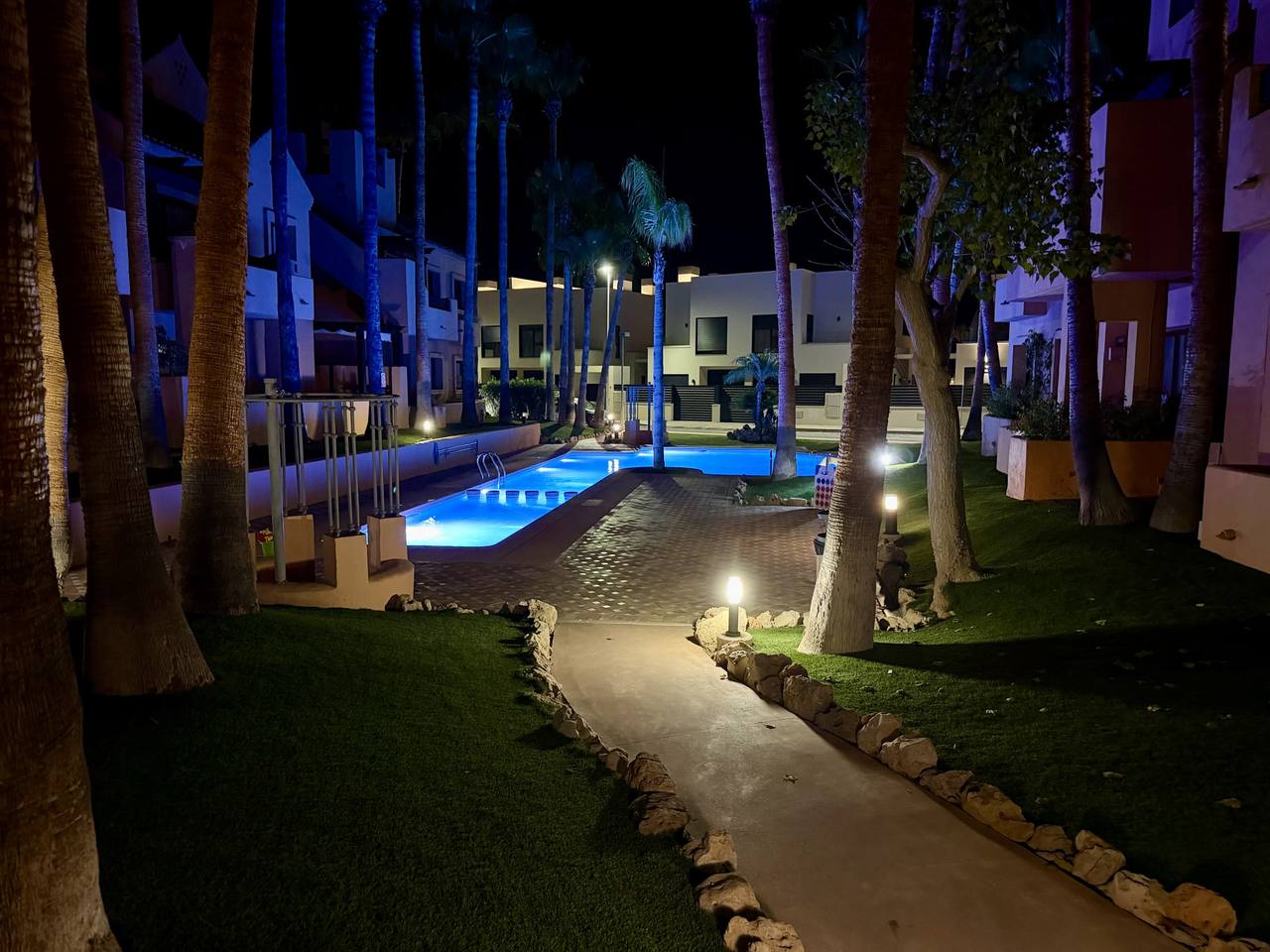 Pool area by night 2
